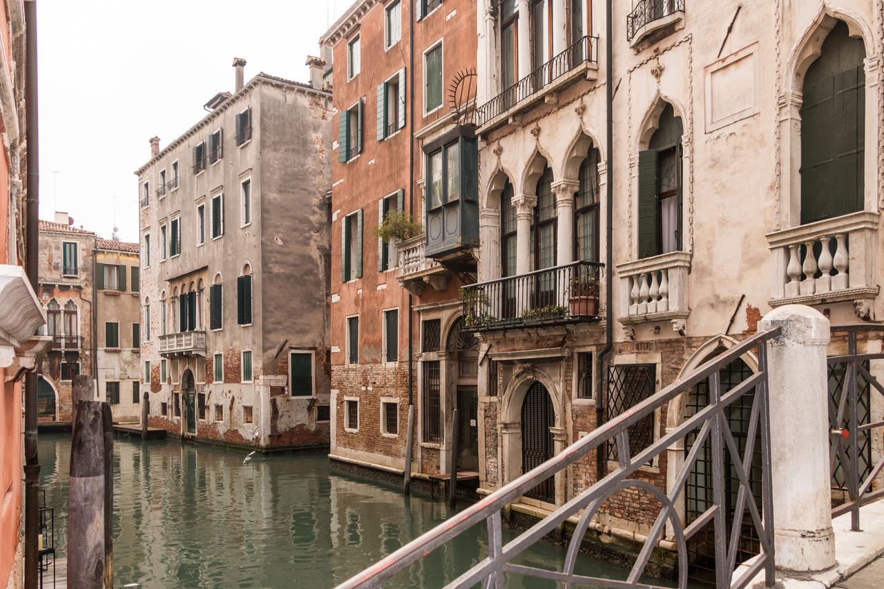 La Fenice Double Canal View Venedig Exteriör bild