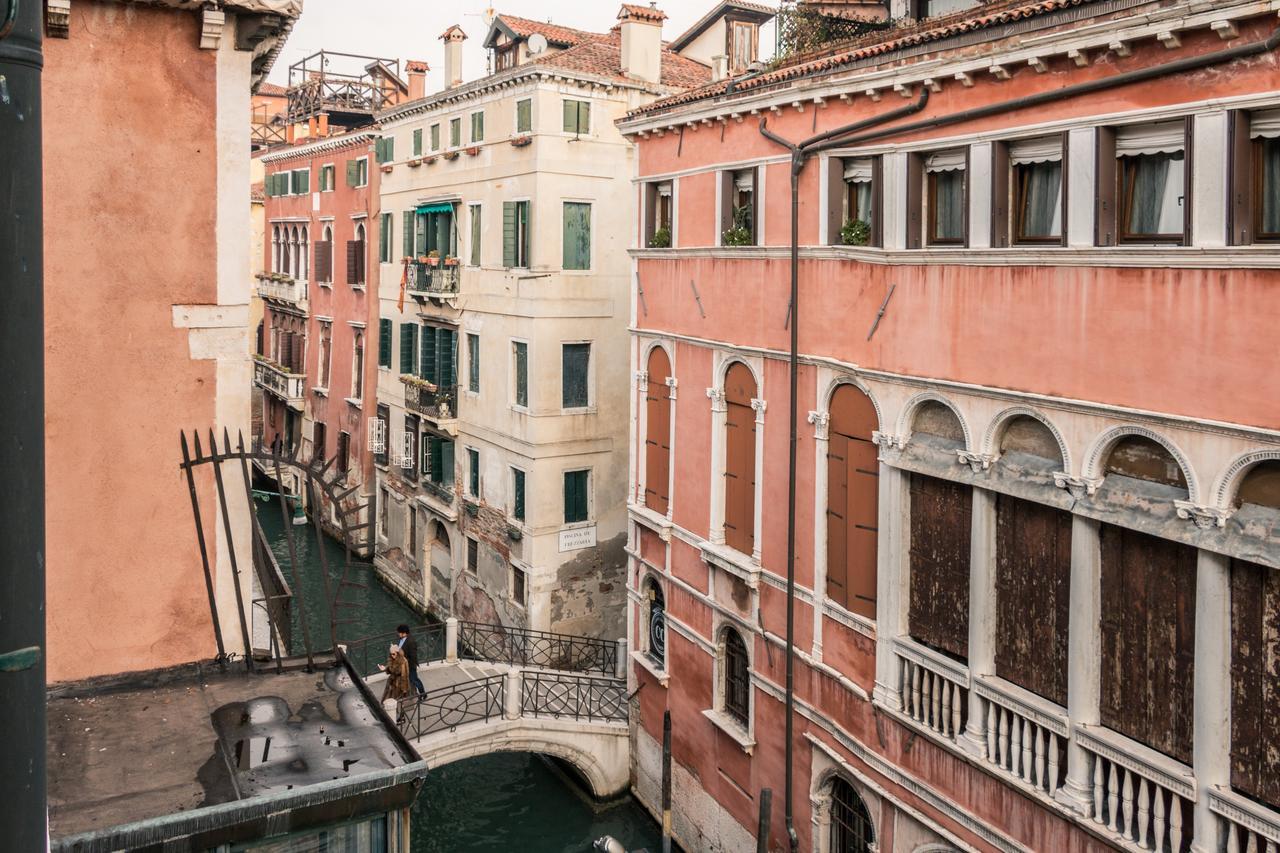 La Fenice Double Canal View Venedig Exteriör bild