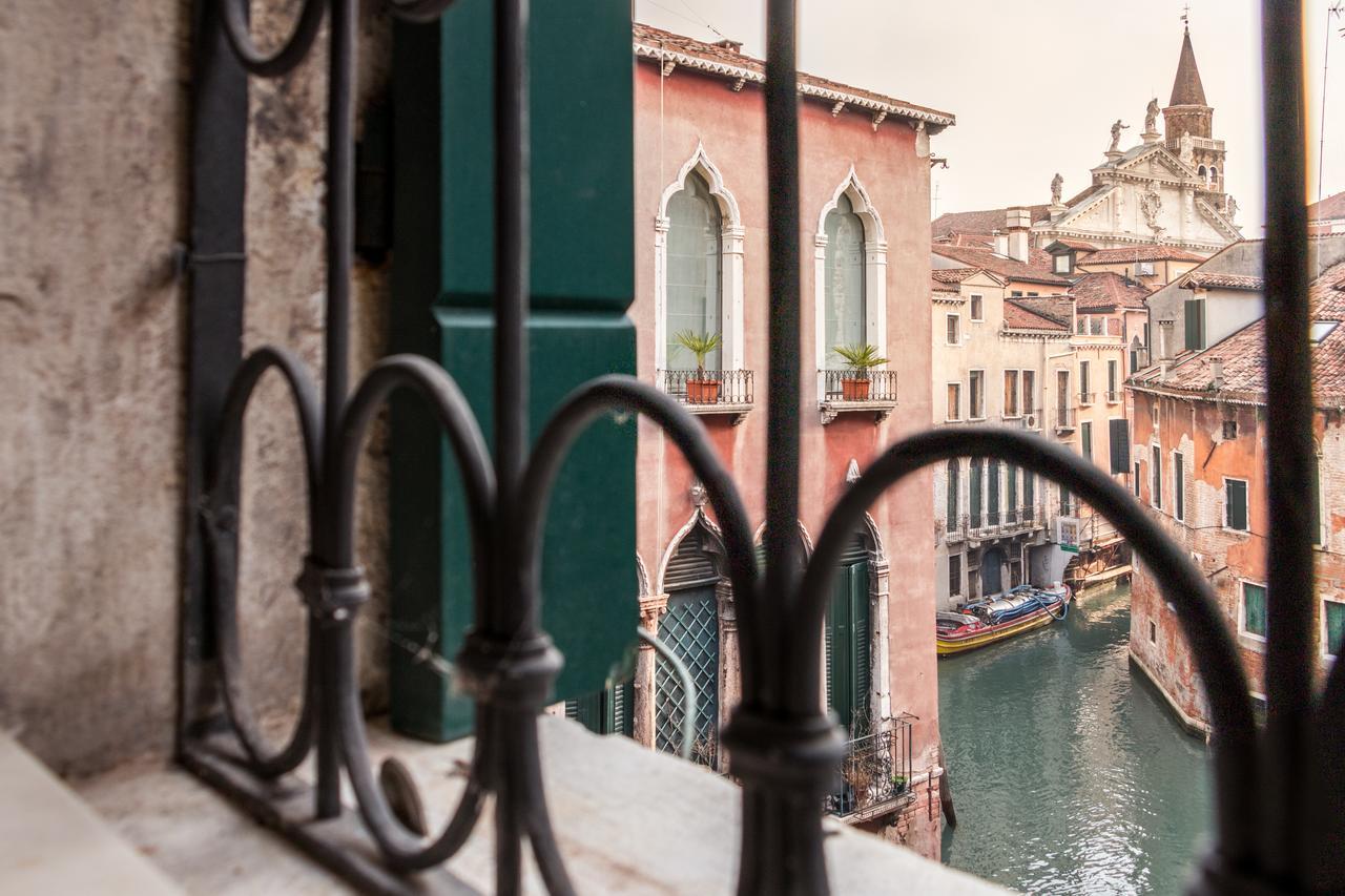 La Fenice Double Canal View Venedig Exteriör bild